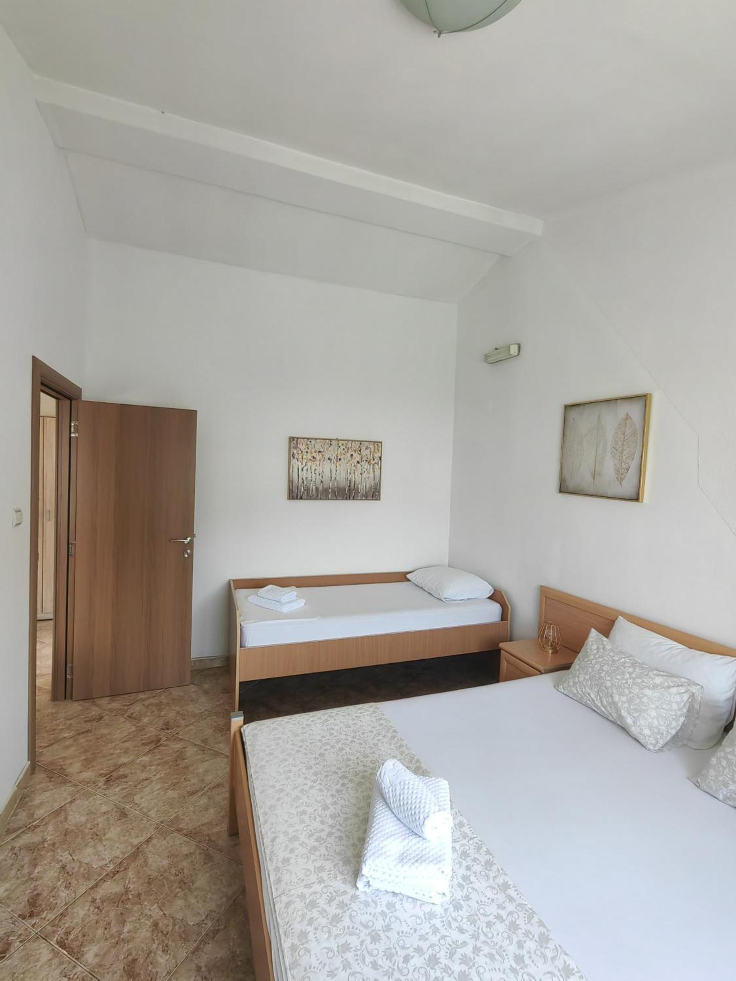 Apartments Andrea Kotor Room photo